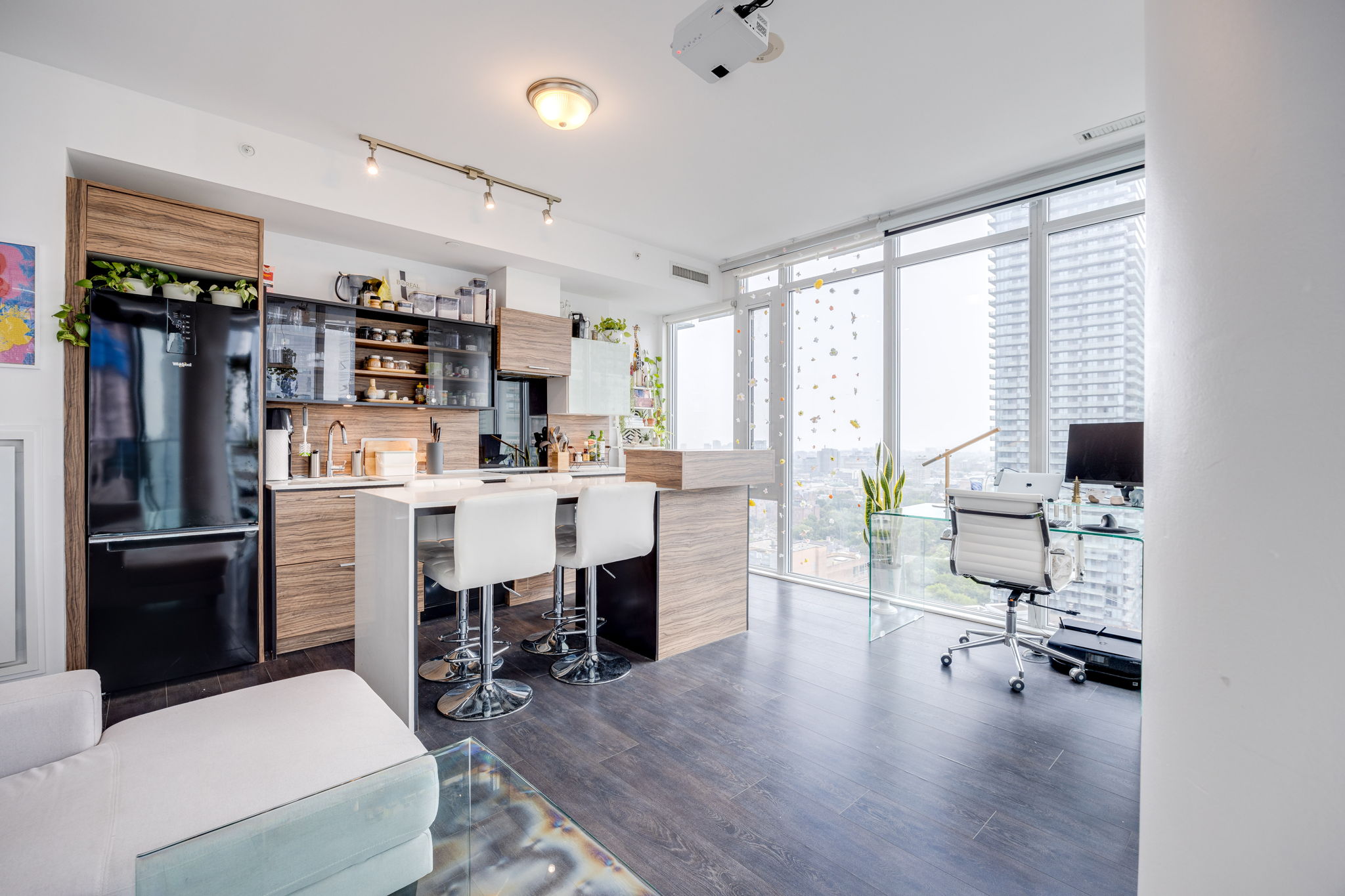 Toronto property showcase — delivered property photograph 14