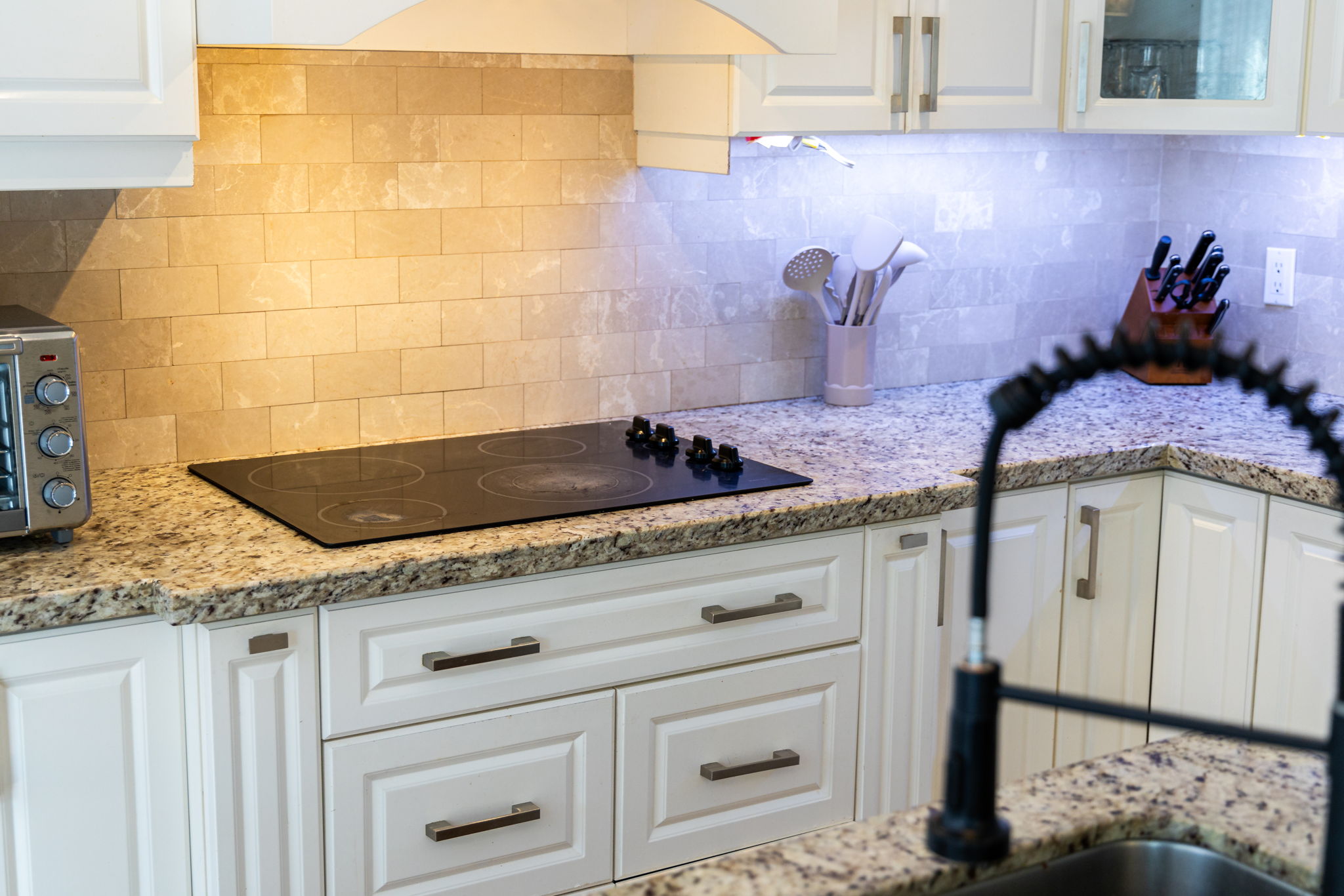 Toronto property showcase — delivered property photograph 28