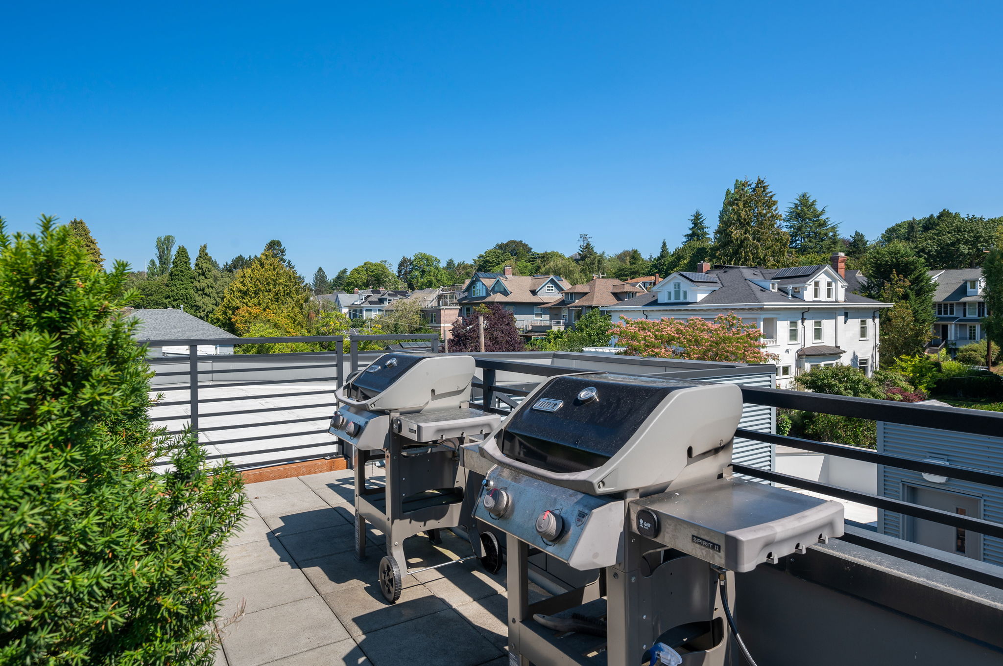 Convenient BBQ grills on the roof top patio