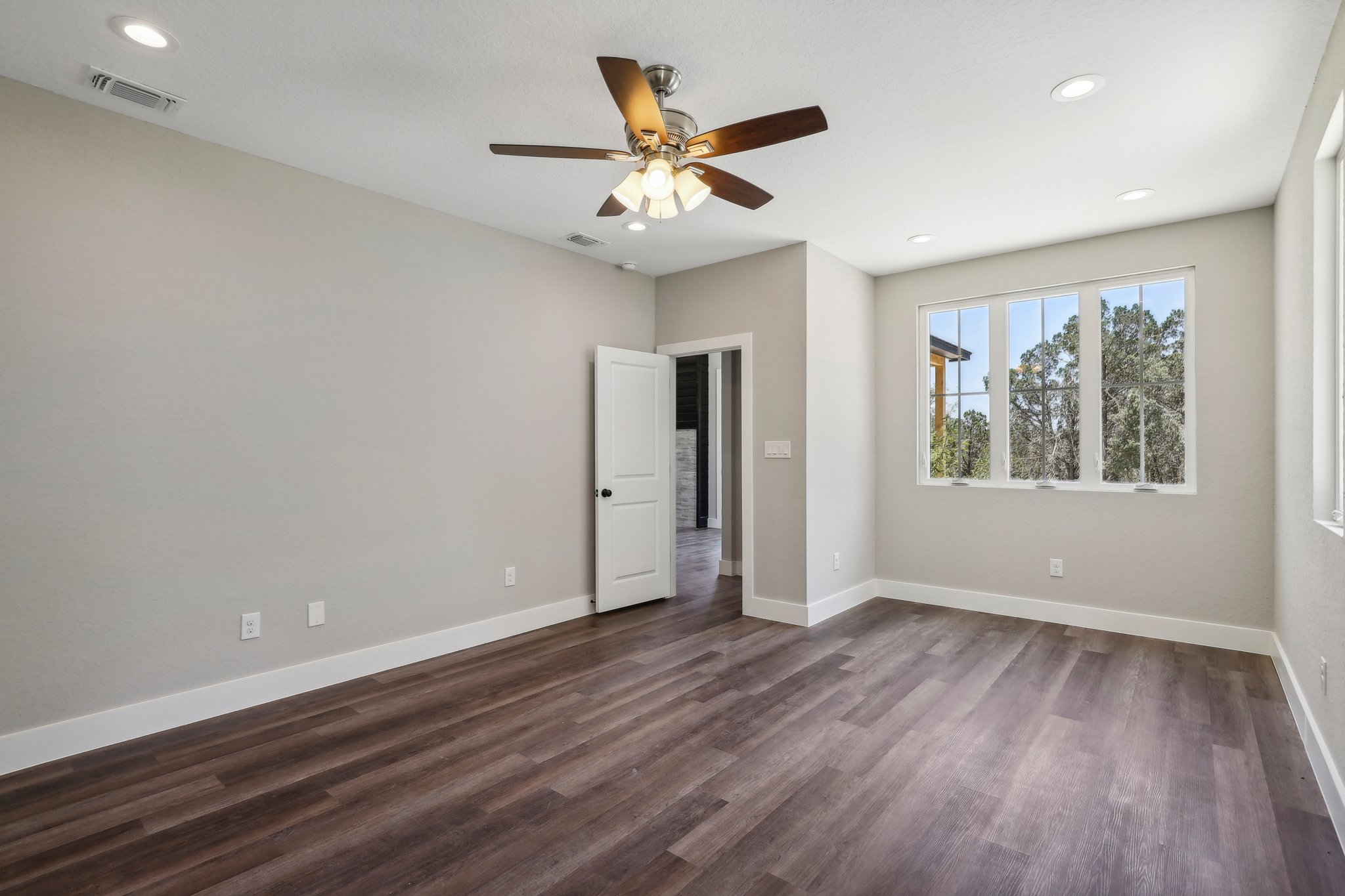 La Paloma Dr-019.jpg