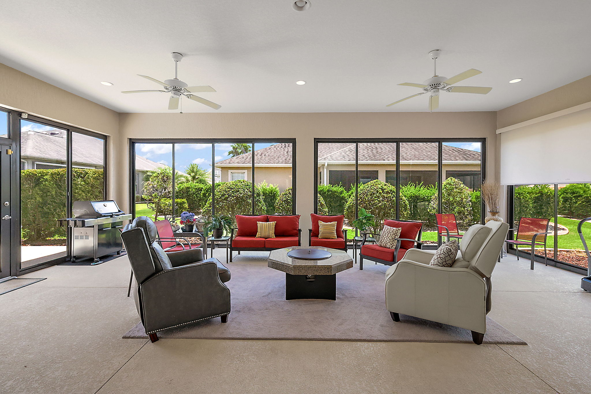 EXPANSIVE 540sf Enclosed Lanai