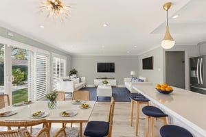 DSC04077 virtually staged.jpeg