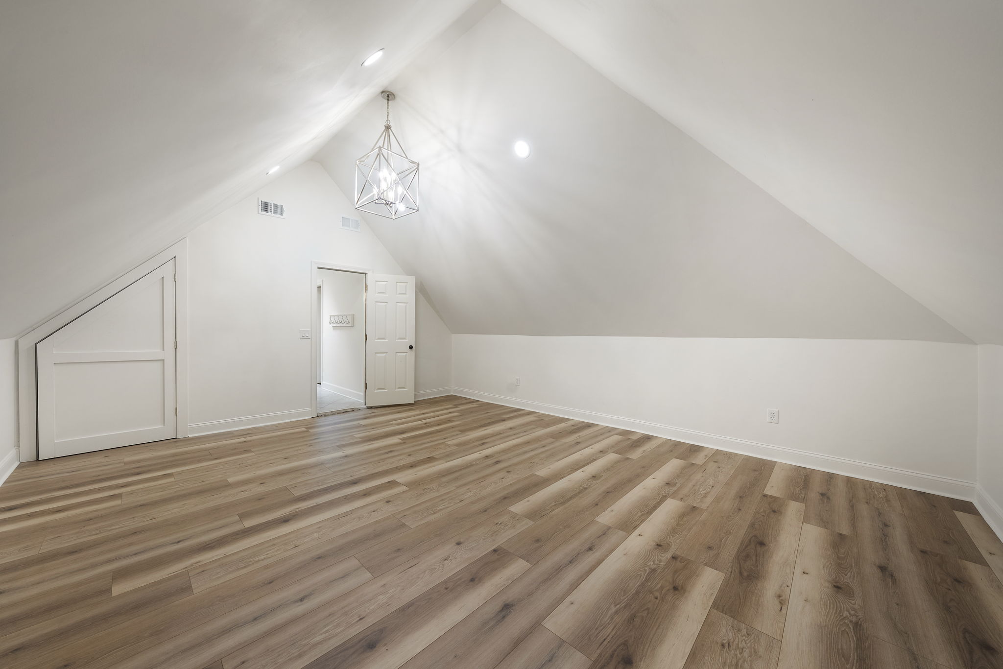 Bonus room upstairs