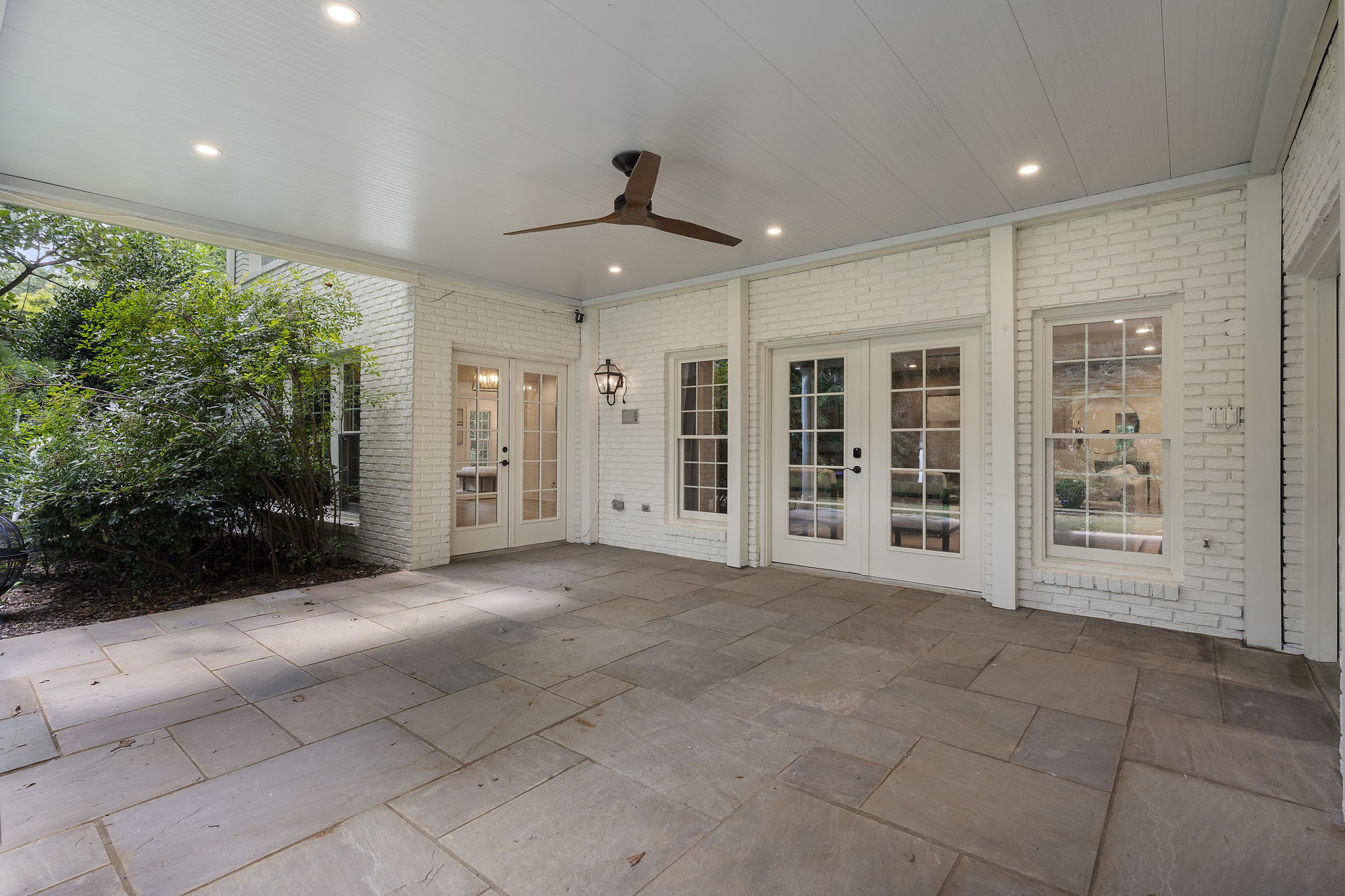 Terrace covered patio