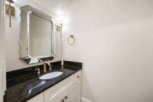 Powder bath