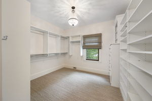 Primary dressing room