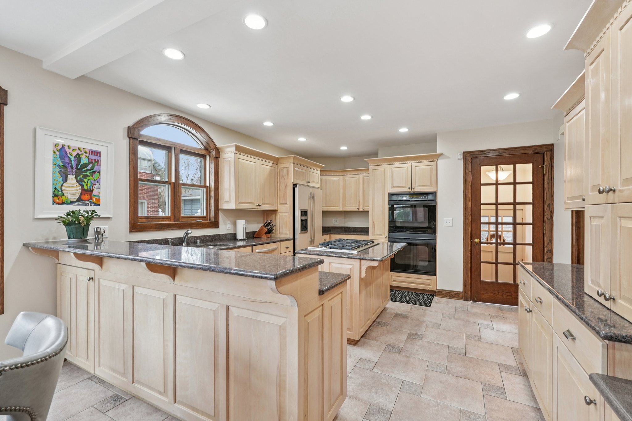 Hillcrest Dr-S1103-021.jpg