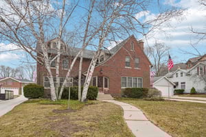 Hillcrest Dr-S1103-003.jpg