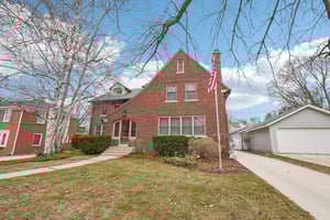 Hillcrest Dr-S1103-004.jpg