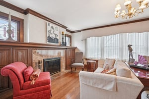 Hillcrest Dr-S1103-012.jpg