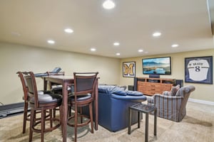 Hillcrest Dr-S1103-043.jpg