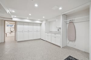 Hillcrest Dr-S1103-046.jpg