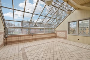 Hillcrest Dr-S1103-048.jpg