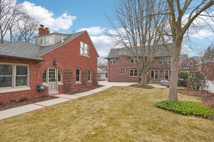 Hillcrest Dr-S1103-055.jpg