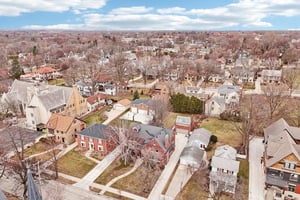 Hillcrest Dr-S1103-061.jpg