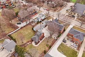 Hillcrest Dr-S1103-065.jpg