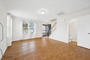 Oliver Park Dr-S2308-006.jpg