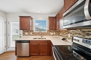 Oliver Park Dr-S2308-015.jpg