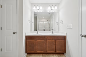 Oliver Park Dr-S2308-024.jpg