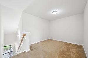 Oliver Park Dr-S2308-027.jpg