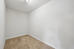 Oliver Park Dr-S2308-029.jpg