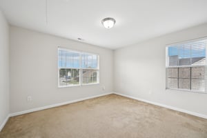 Oliver Park Dr-S2308-031.jpg