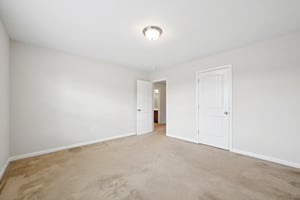 Oliver Park Dr-S2308-034.jpg