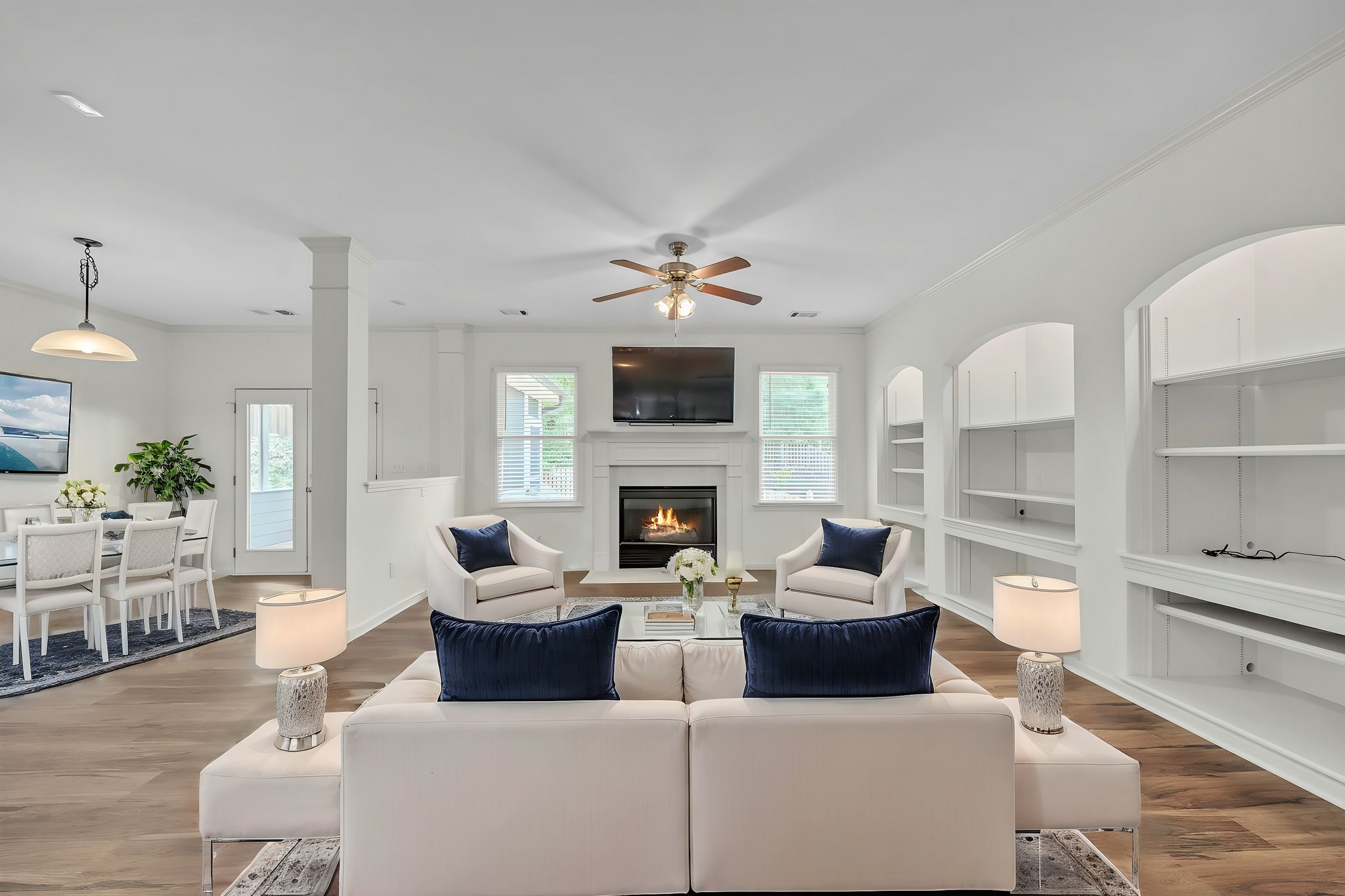 DAV00055 virtually staged.jpg