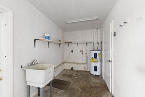  Photo 49