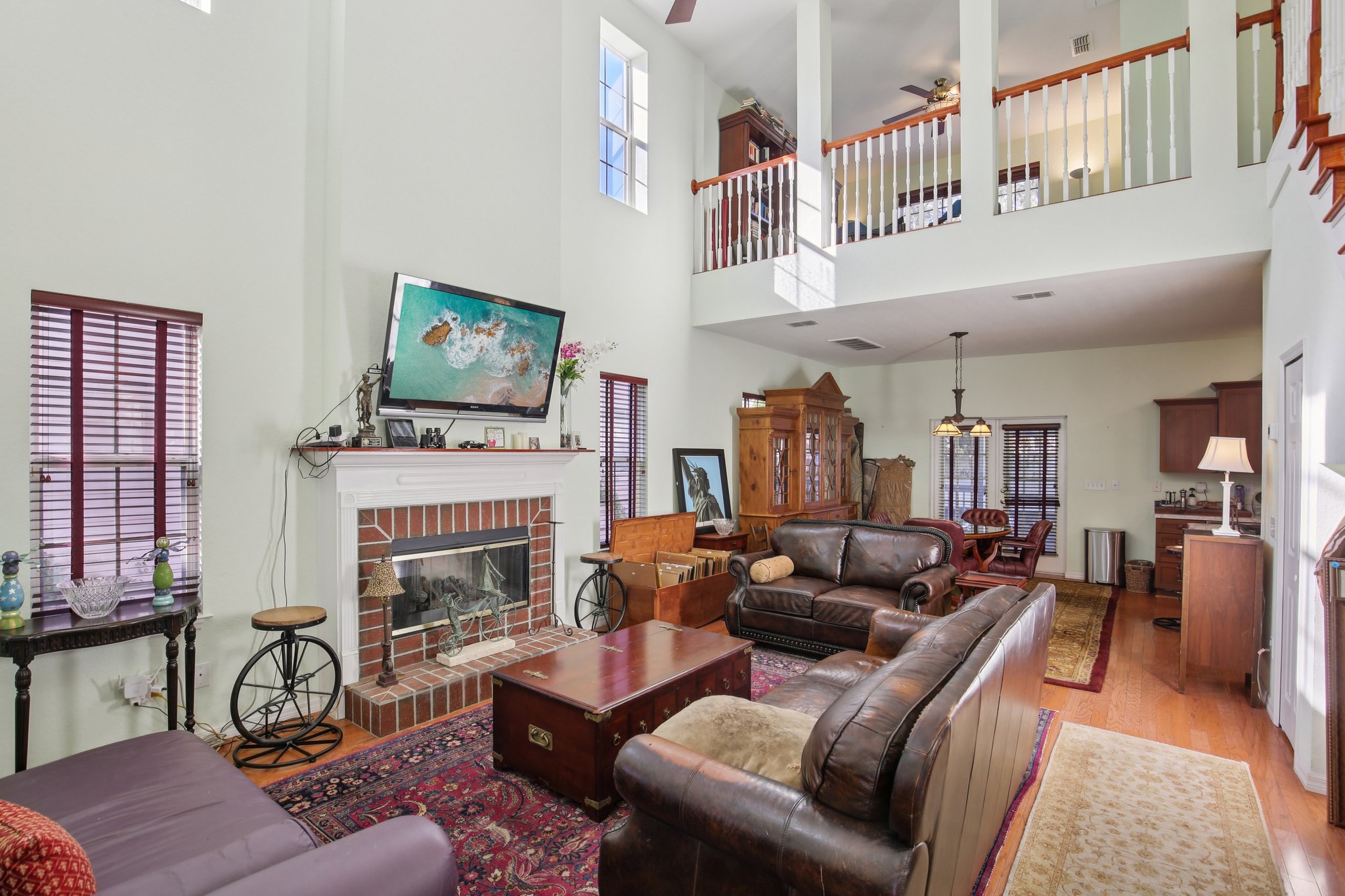 S Mascotte St-S3011-009.jpg