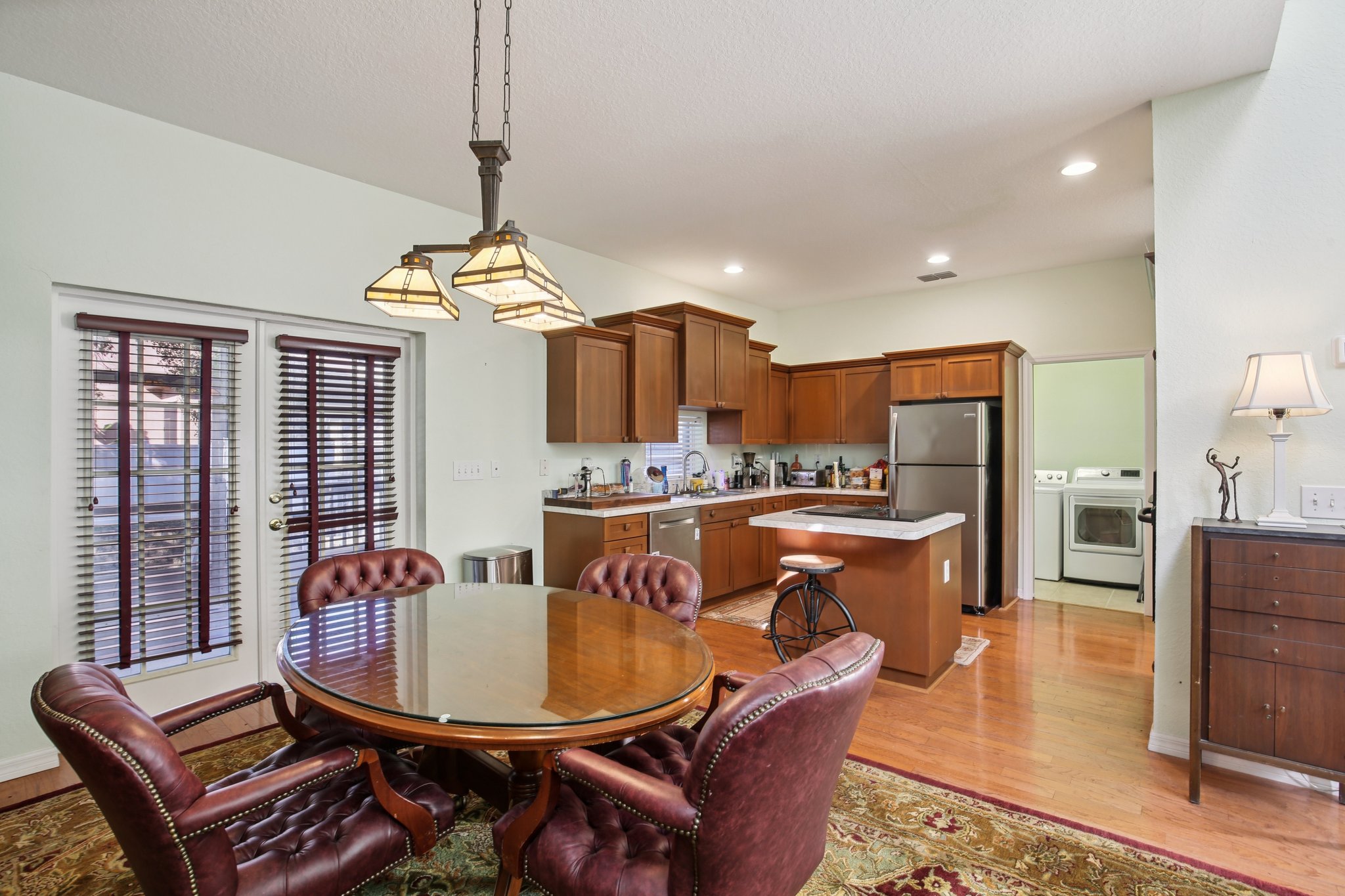 S Mascotte St-S3011-012.jpg