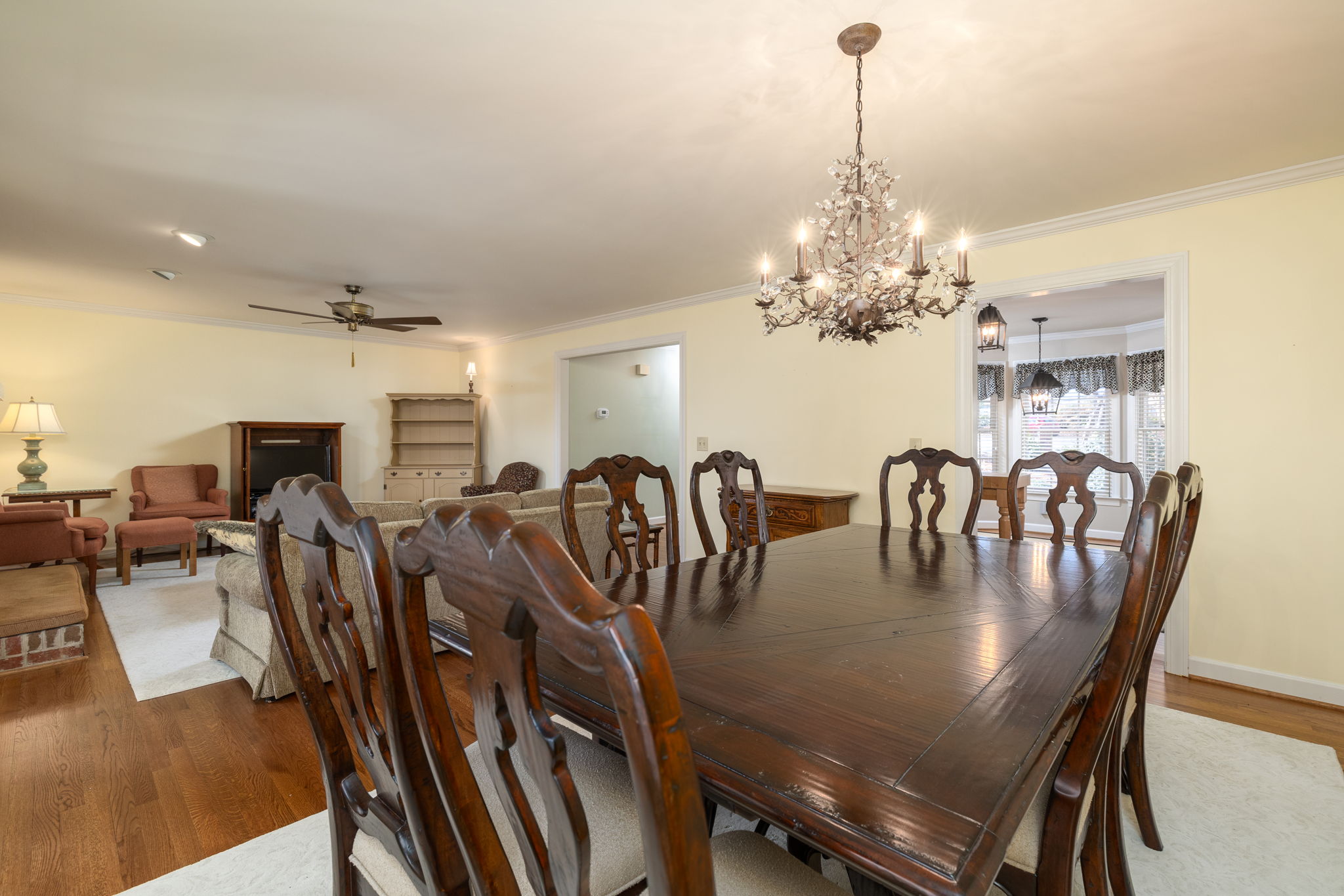 7508 Center Grove Ct-8