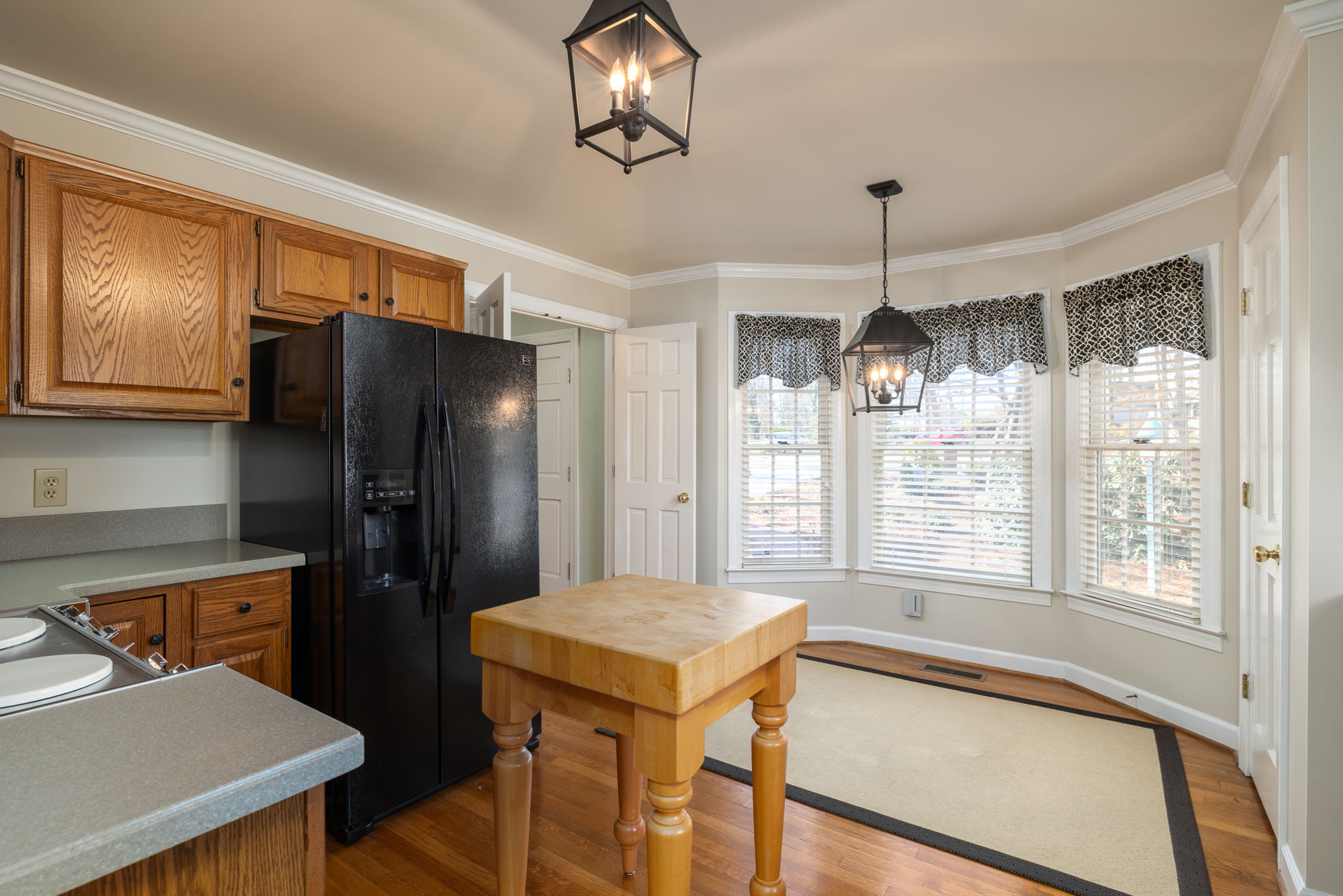 7508 Center Grove Ct-10