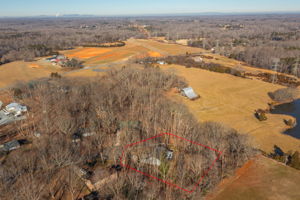 7508 Center Grove Ct-36