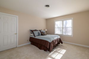 7508 Center Grove Ct-19