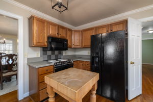 7508 Center Grove Ct-11