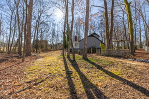 7508 Center Grove Ct-30