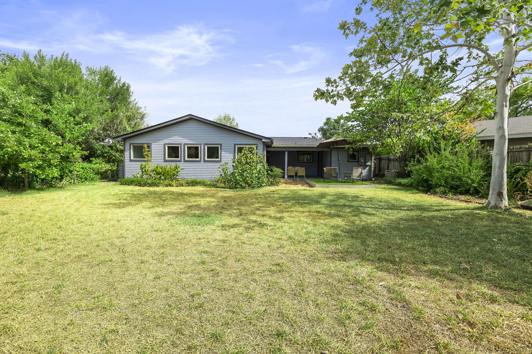 7508 Meadowview Ln, Austin, TX 78752, USA Photo 33
