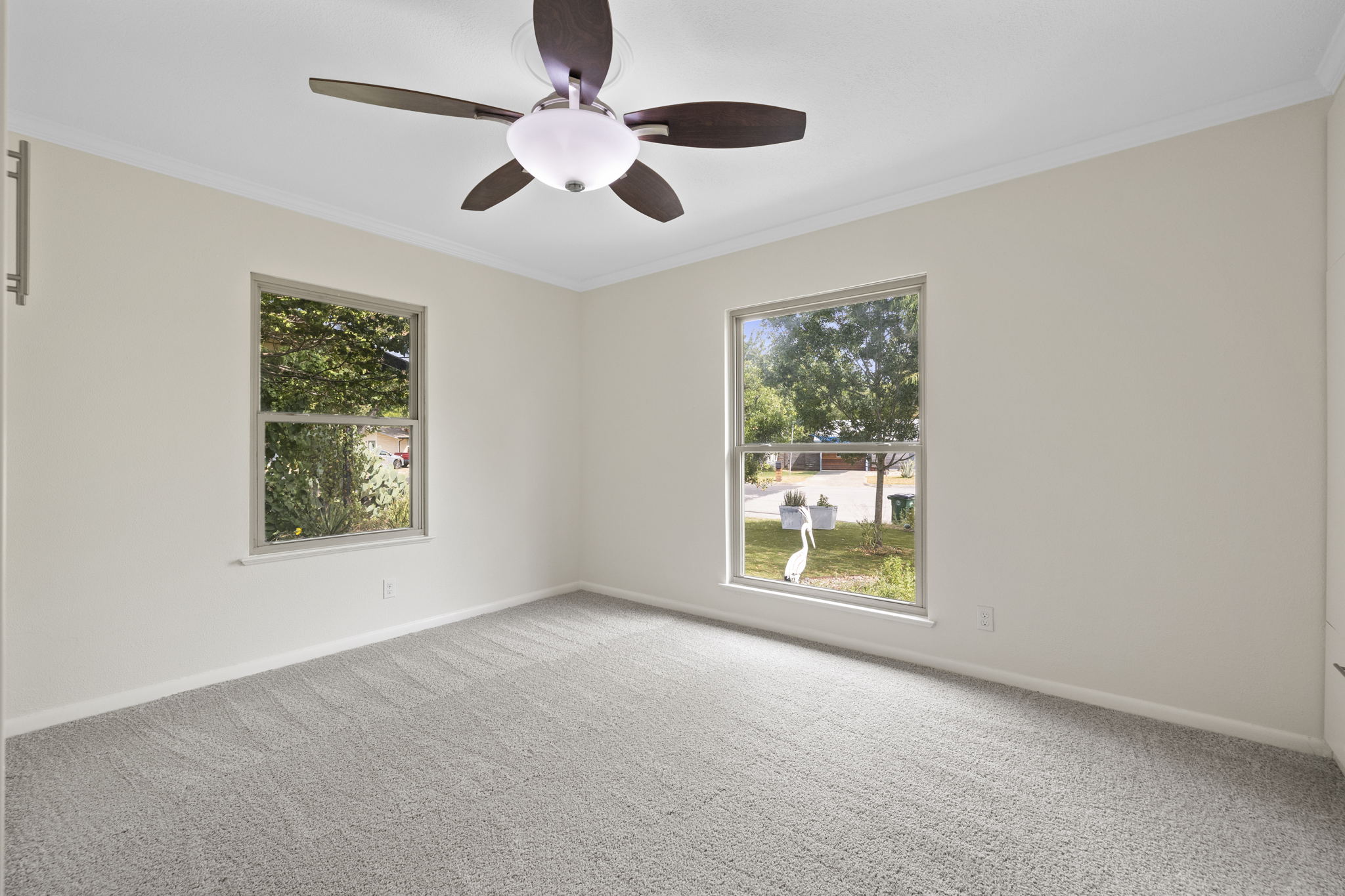 7508 Meadowview Ln, Austin, TX 78752, USA Photo 26