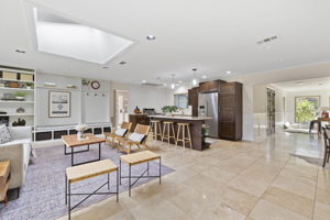 7508 Meadowview Ln, Austin, TX 78752, USA Photo 3
