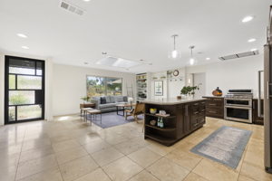 7508 Meadowview Ln, Austin, TX 78752, USA Photo 4