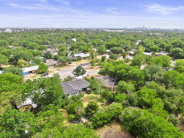 7508 Meadowview Ln, Austin, TX 78752, USA Photo 39