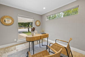 7508 Meadowview Ln, Austin, TX 78752, USA Photo 21