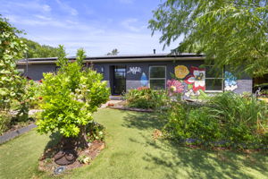 7508 Meadowview Ln, Austin, TX 78752, USA Photo 1