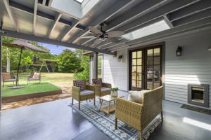 7508 Meadowview Ln, Austin, TX 78752, USA Photo 29
