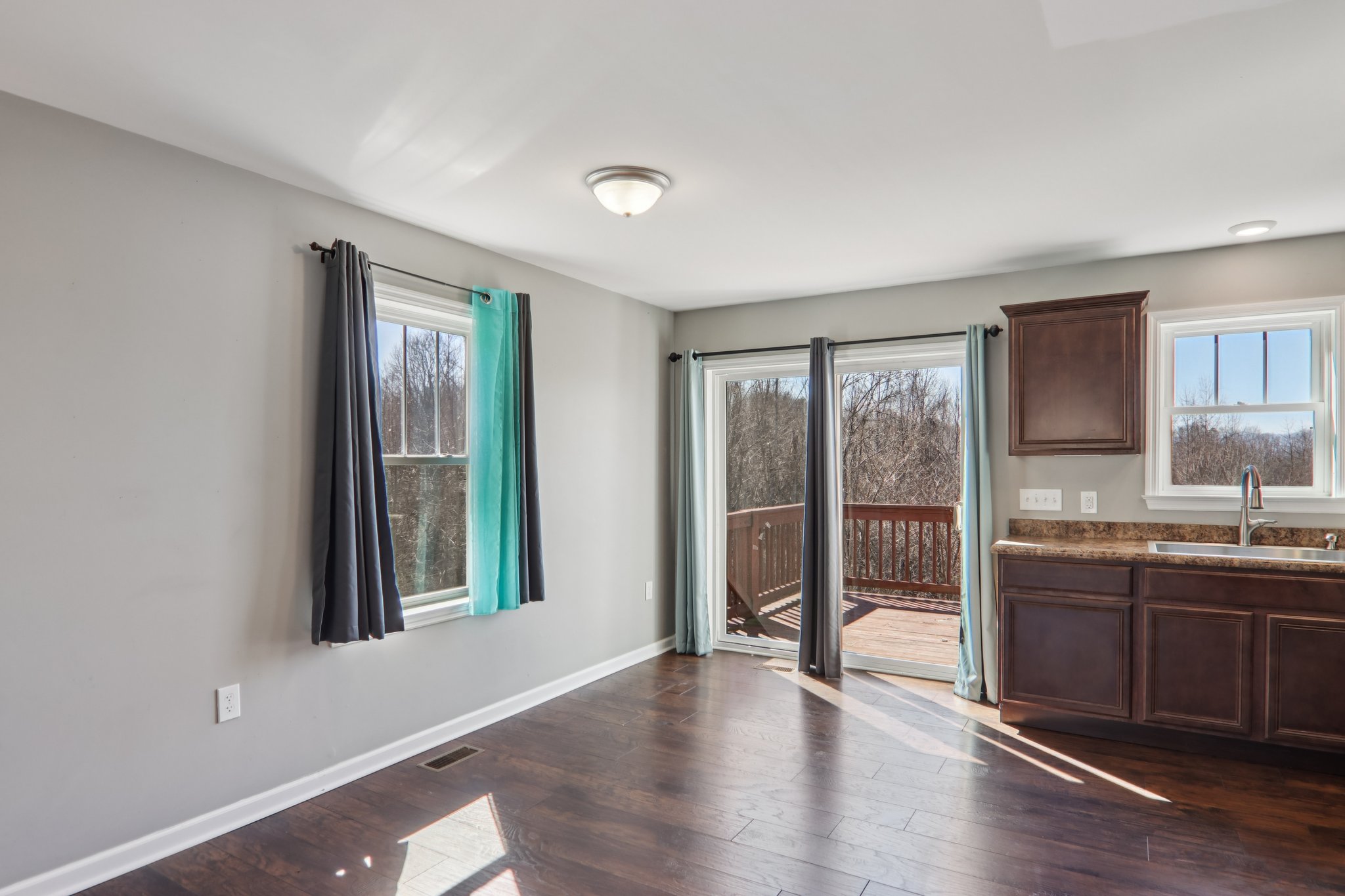 Hutch Mountain Rd-S0103-019.jpg