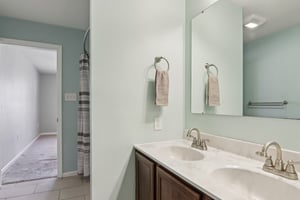 Hutch Mountain Rd-S0103-024.jpg