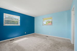  Photo 30