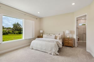 Ashbrooke Pine Lp-S1208-021.jpg