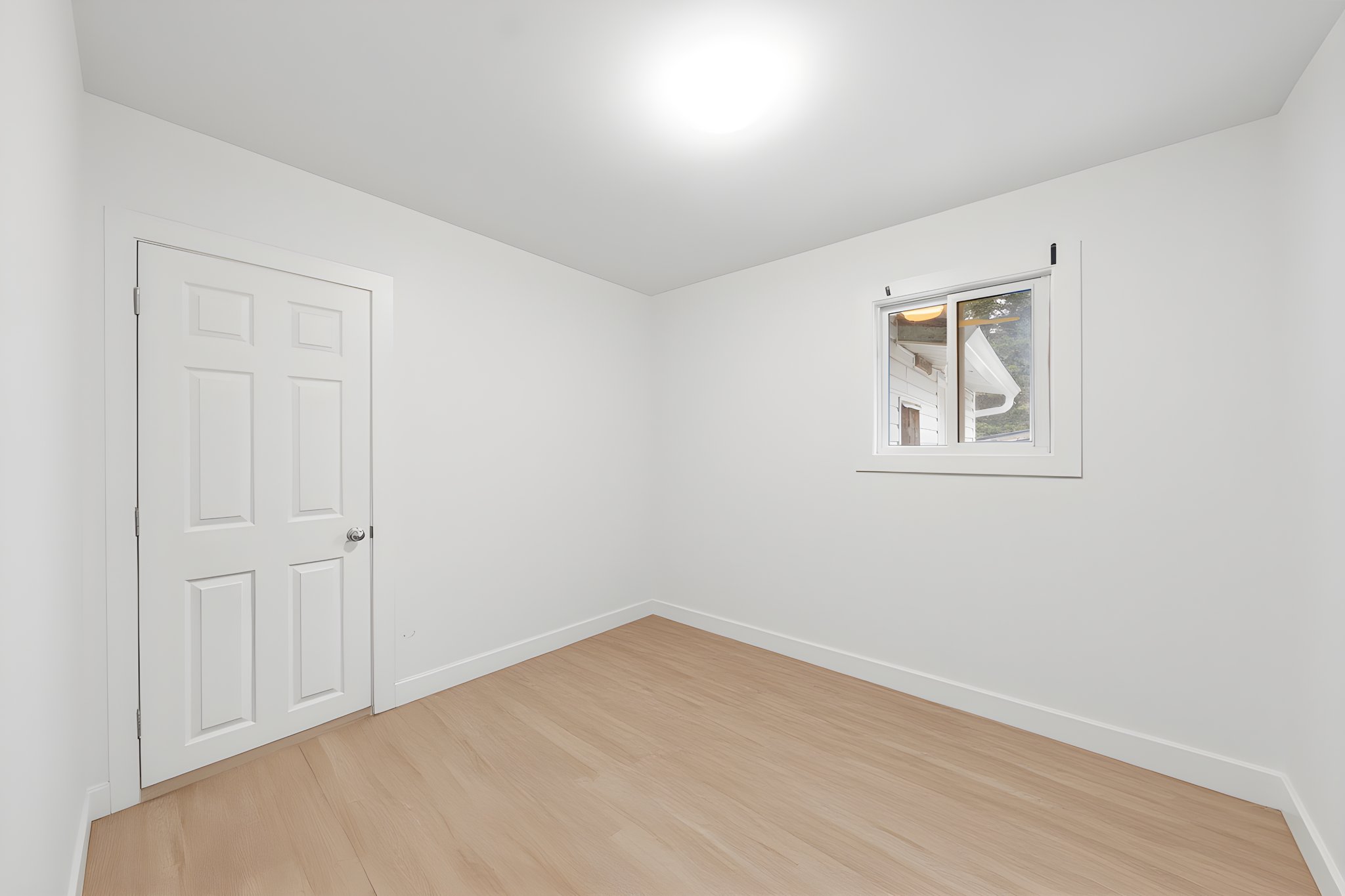 DSC02018 furniture removed.jpeg